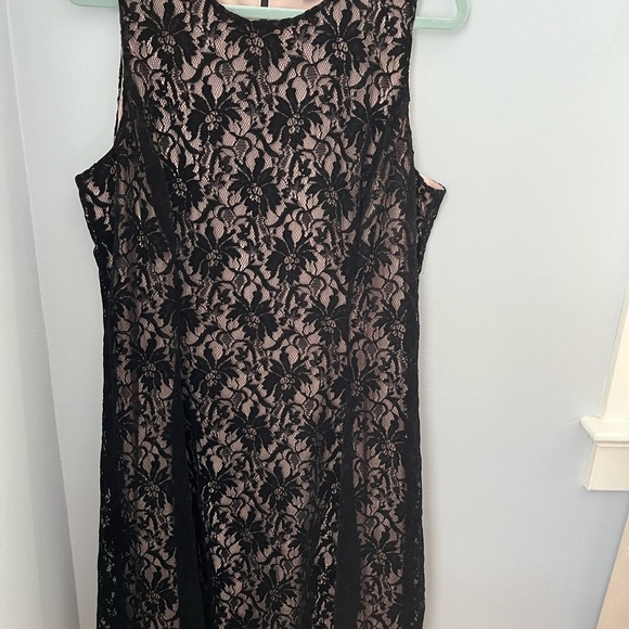 Liz Claiborne Dresses & Skirts - Liz Claiborne‎ dress black color lace size 16